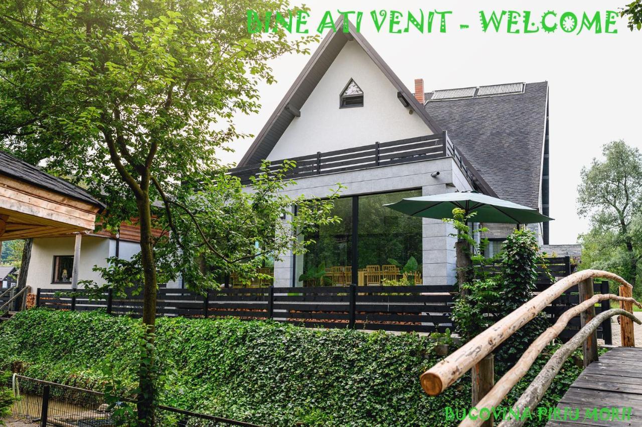 Pension Piriu' Morii Gura Humorului Buitenkant foto