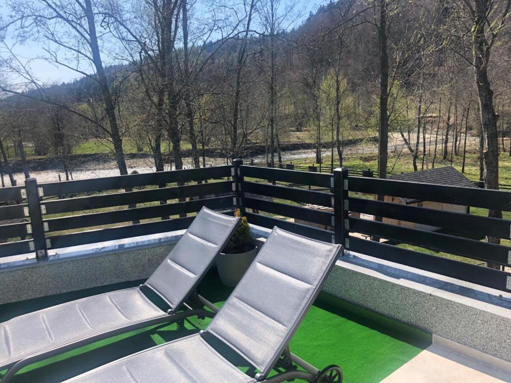 Pension Piriu' Morii Gura Humorului Buitenkant foto